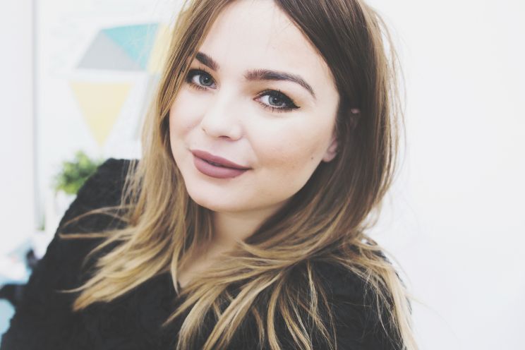 Lucy Hollis
