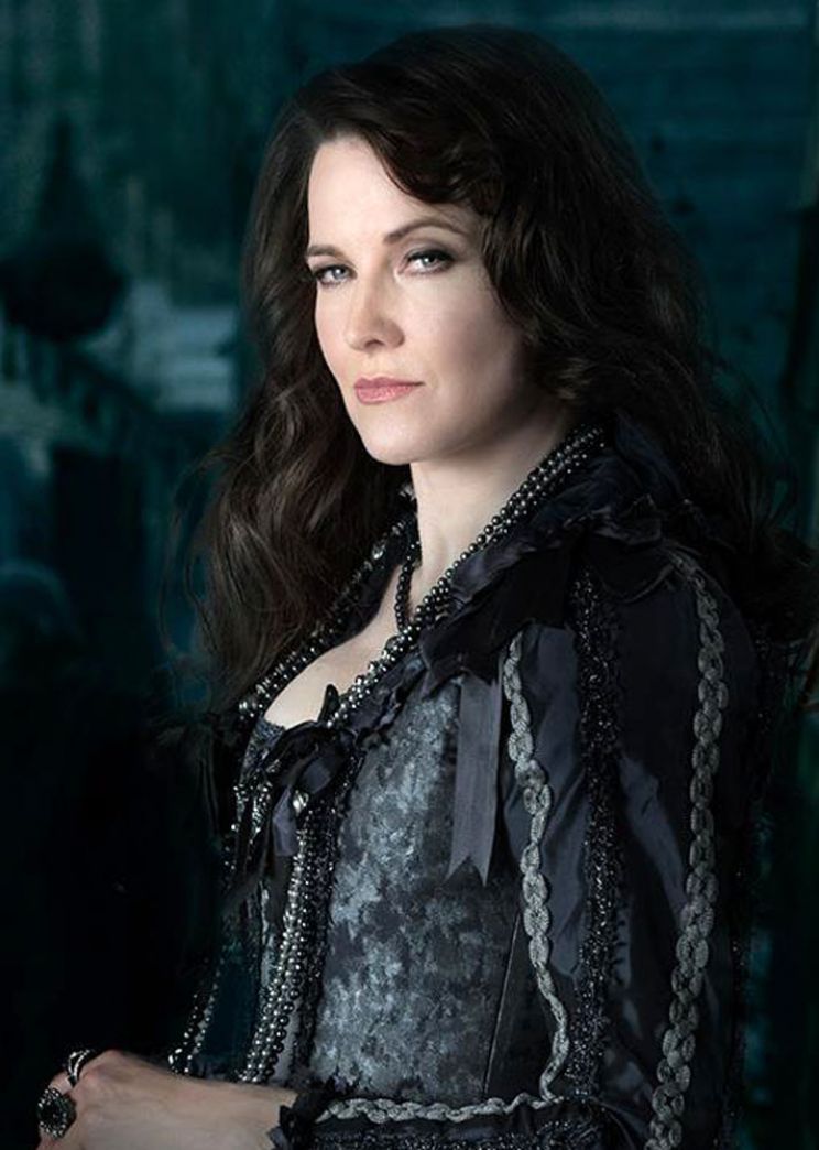 Lucy Lawless