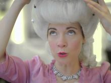 Lucy Worsley photo