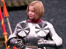 Lucy Worsley photo