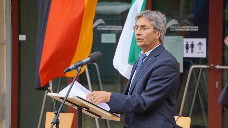 Lukas Landau