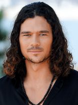 Luke Arnold