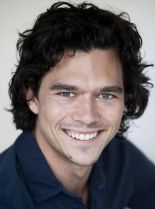 Luke Arnold