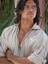 Luke Arnold