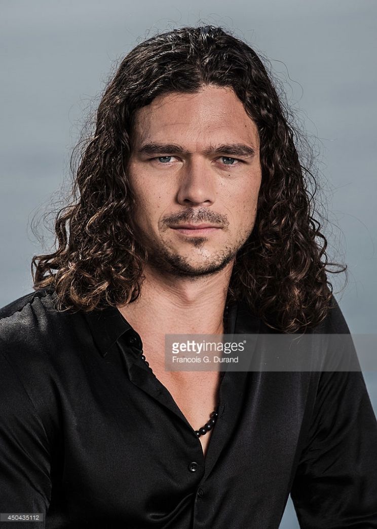 Luke Arnold