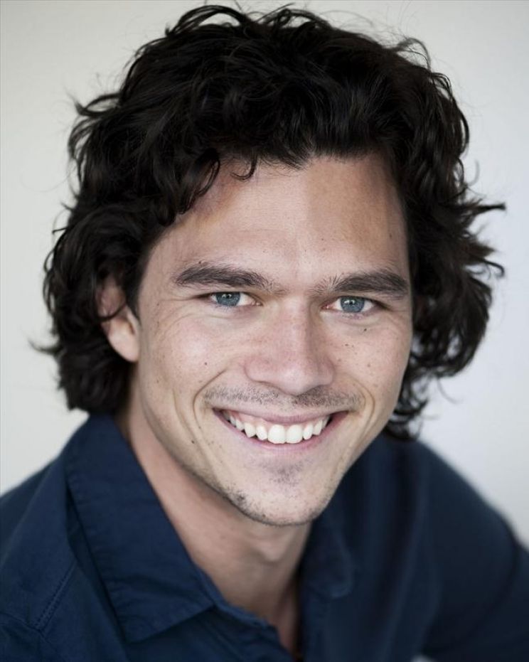 Luke Arnold