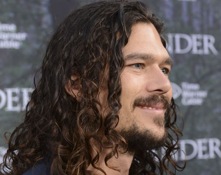 Luke Arnold