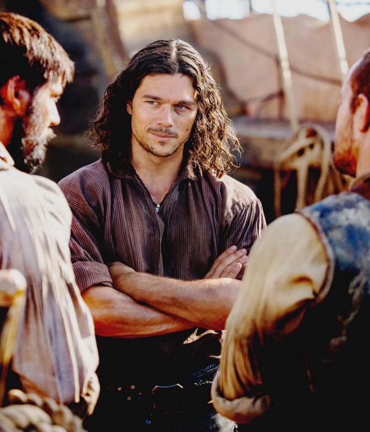 Luke Arnold