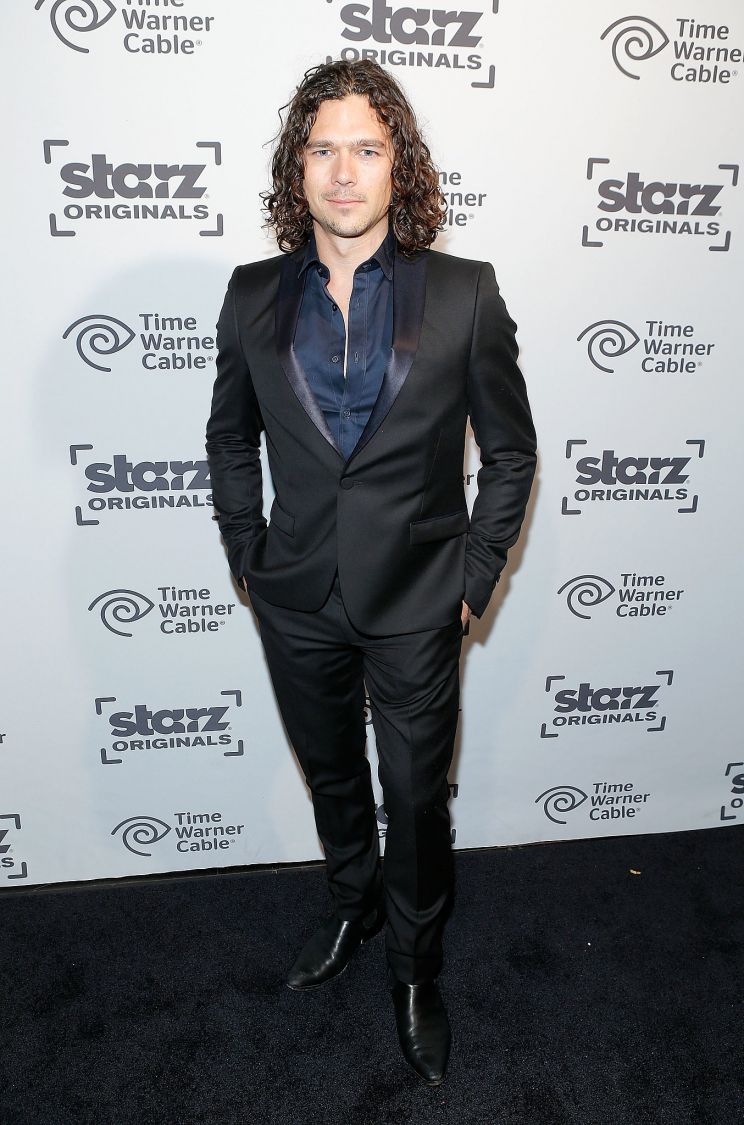 Luke Arnold