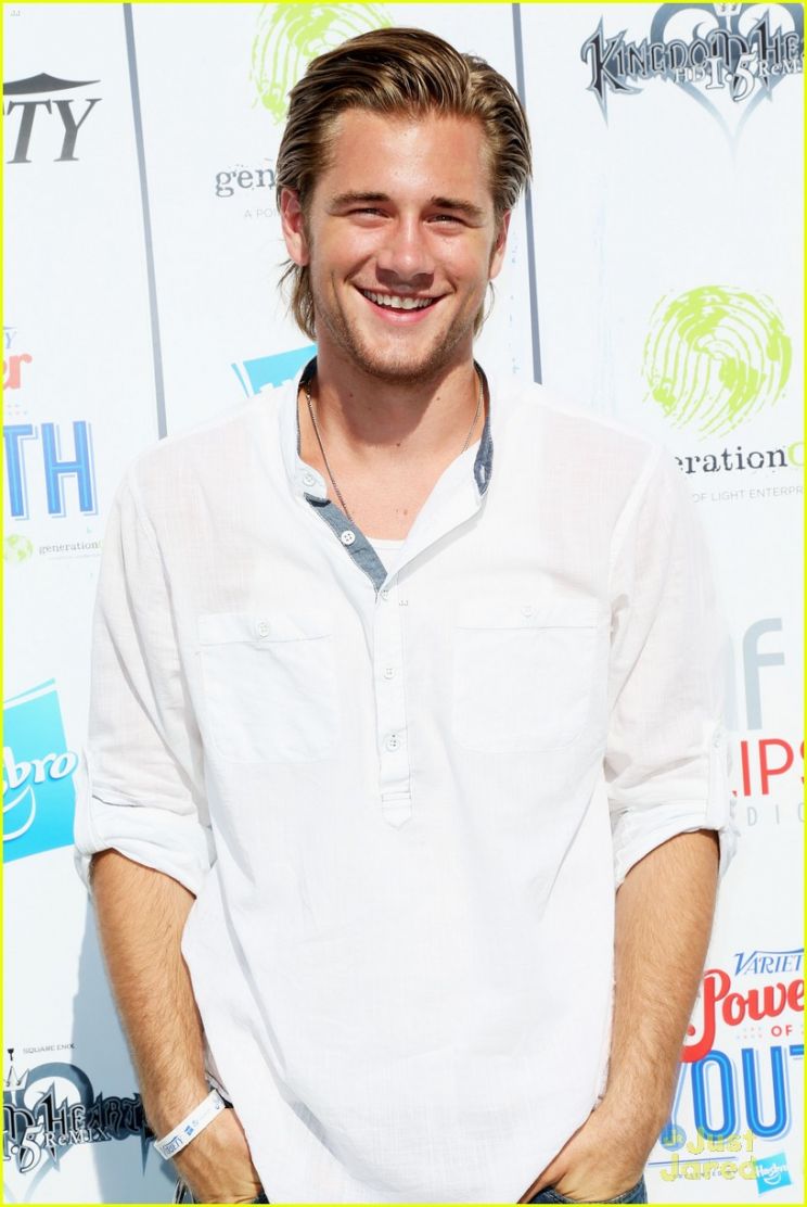 Luke Benward