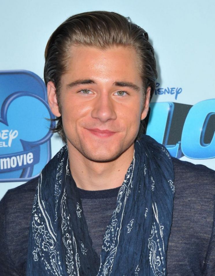 Luke Benward