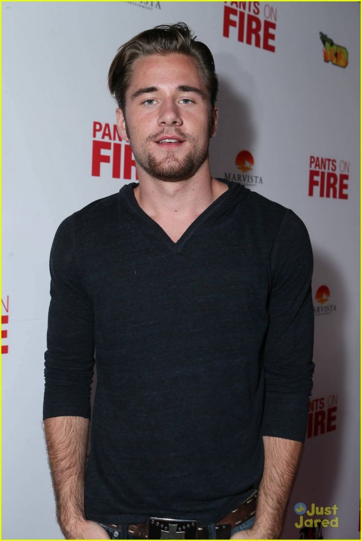 Luke Benward