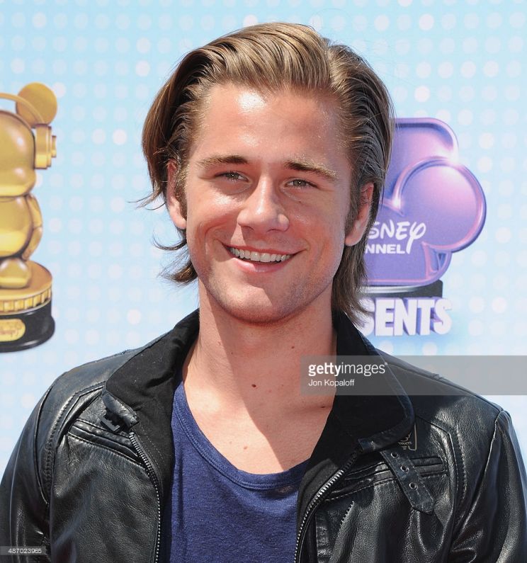 Luke Benward