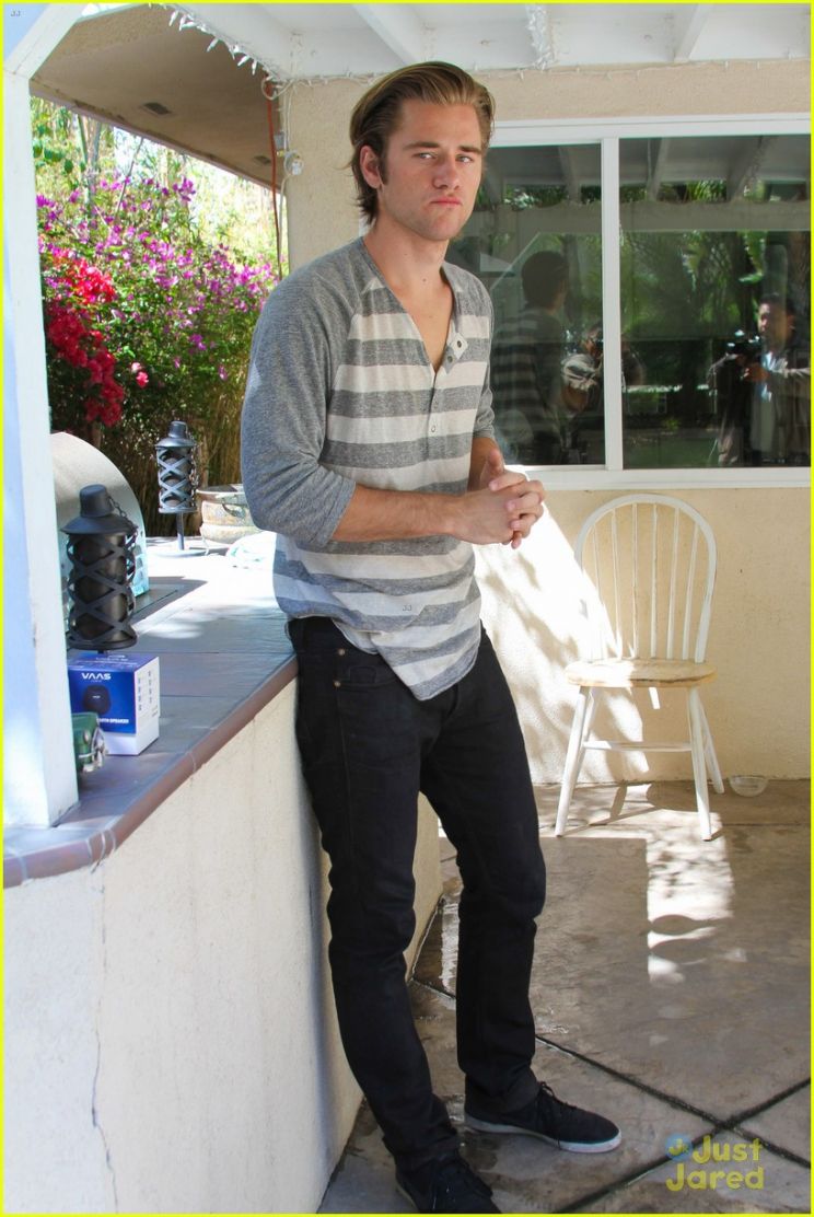 Luke Benward