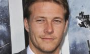 Luke Bracey