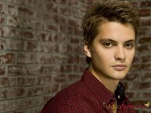 Luke Grimes