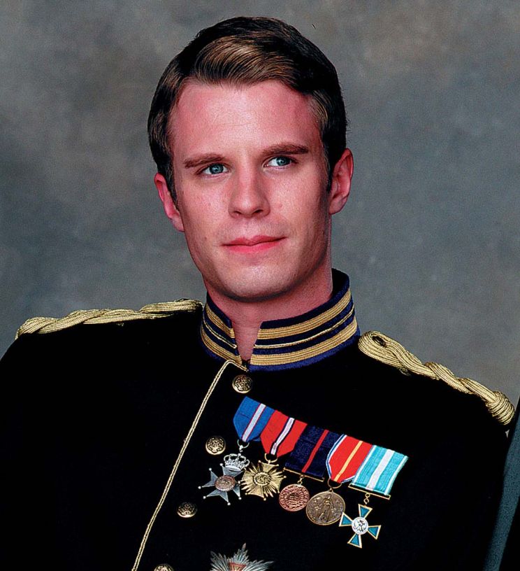 Luke Mably