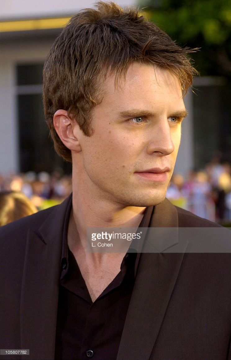 Luke Mably