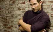 Luke Macfarlane