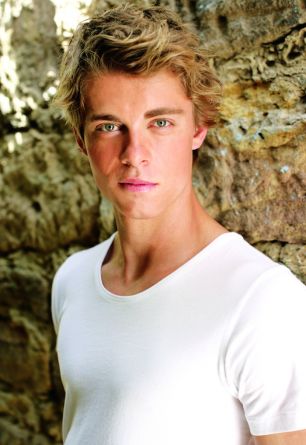 Luke Mitchell