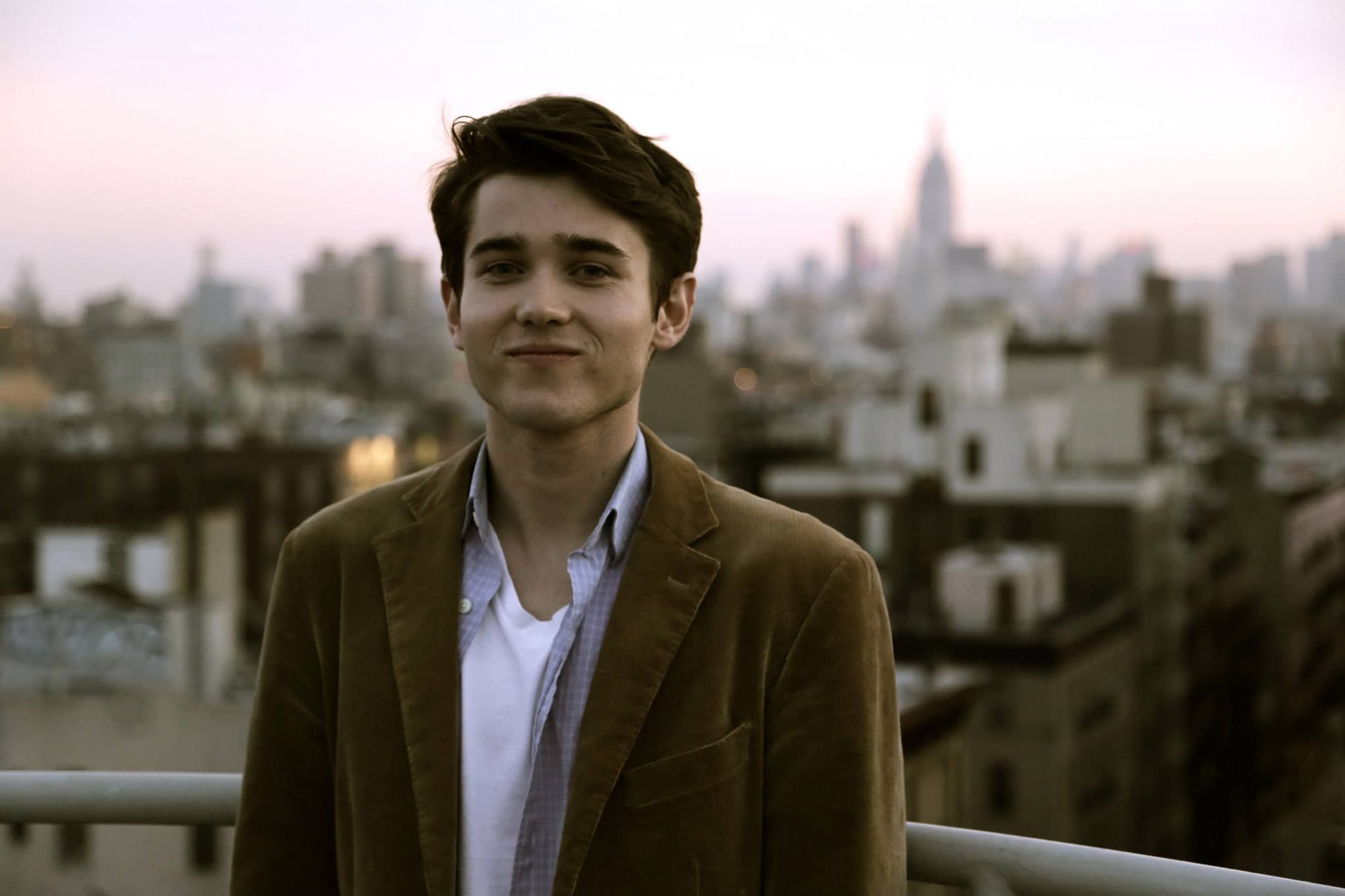 Pictures of Luke Slattery