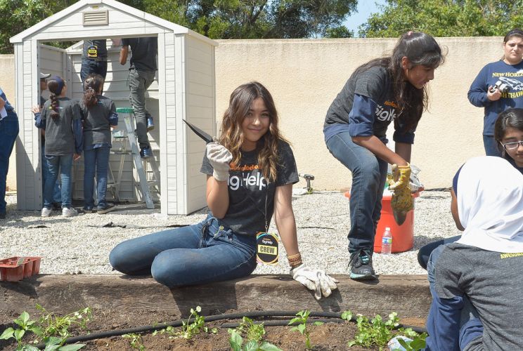 Lulu Antariksa
