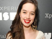 Lulu Popplewell