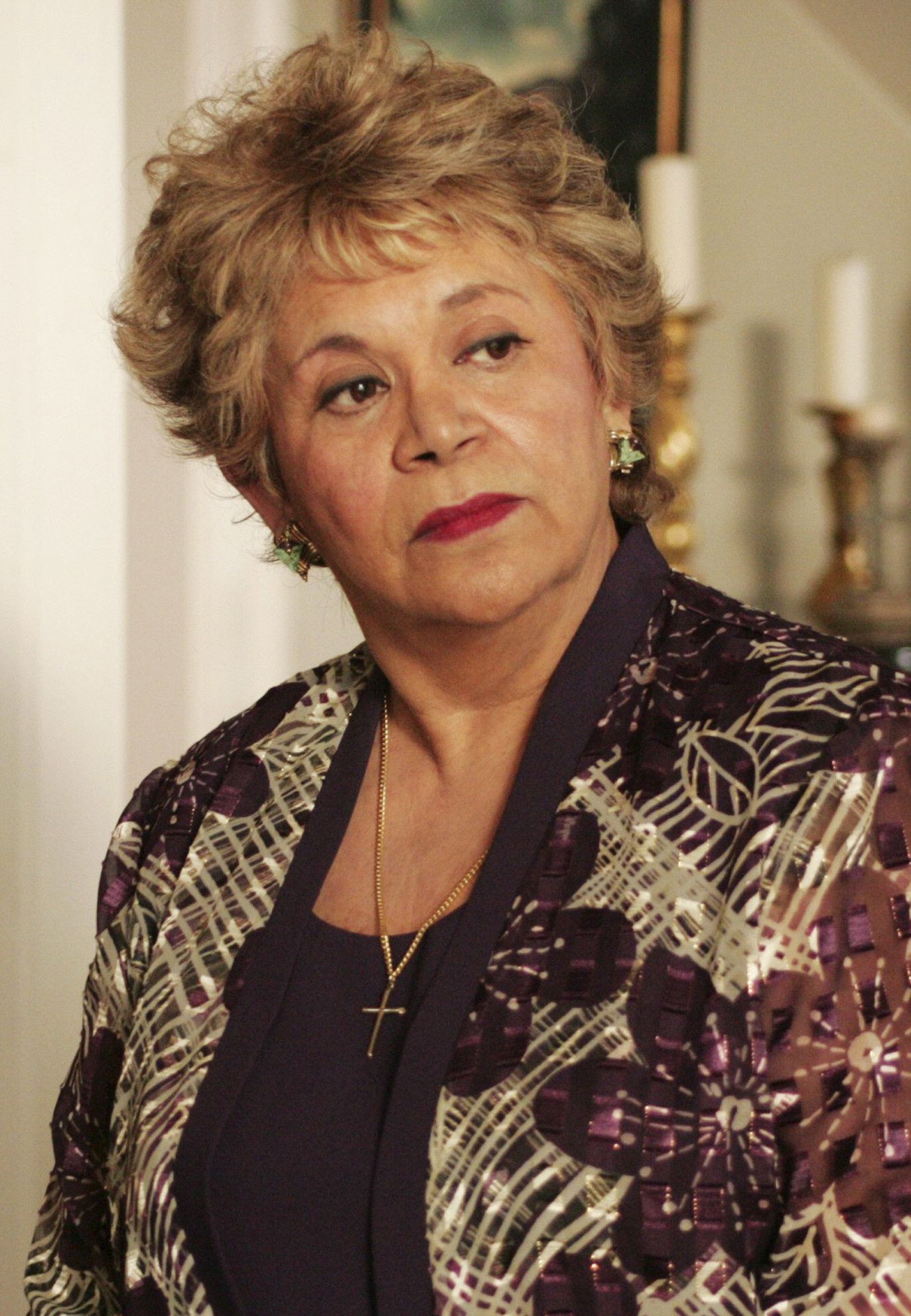 Lupe Ontiveros. 