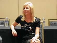 Luvia Petersen photo