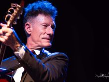 Lyle Lovett