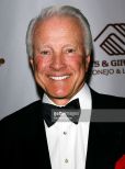 Lyle Waggoner