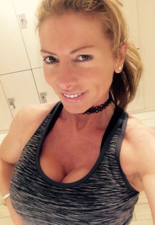 Lynda Leigh