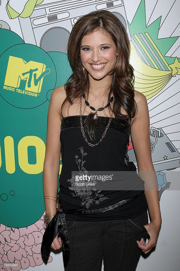 Lyndsey Rodrigues