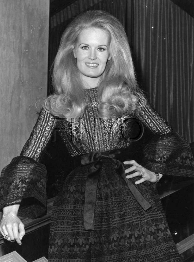 Lynn Anderson