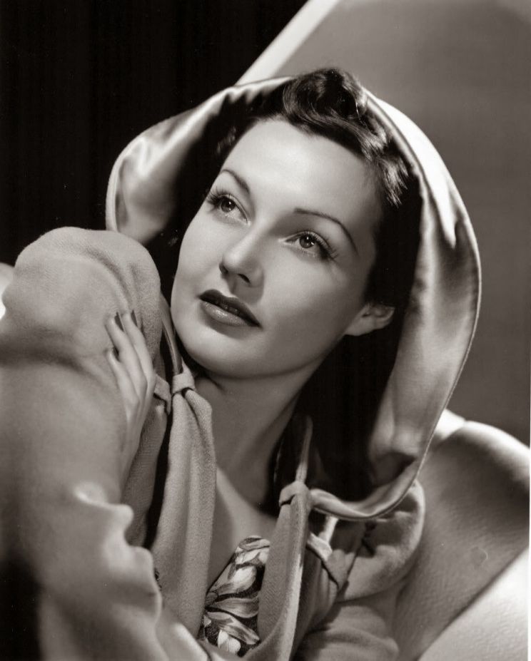 Lynn Bari
