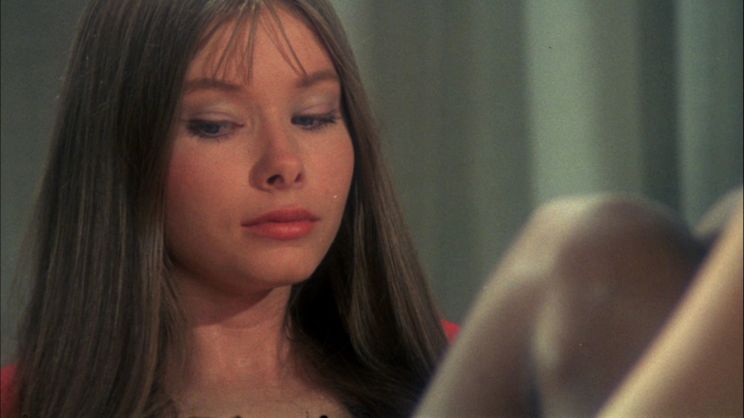 Lynn Lowry