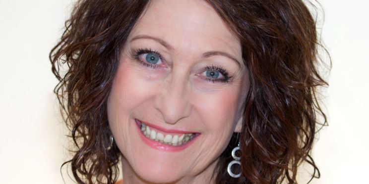 Lynne Marta