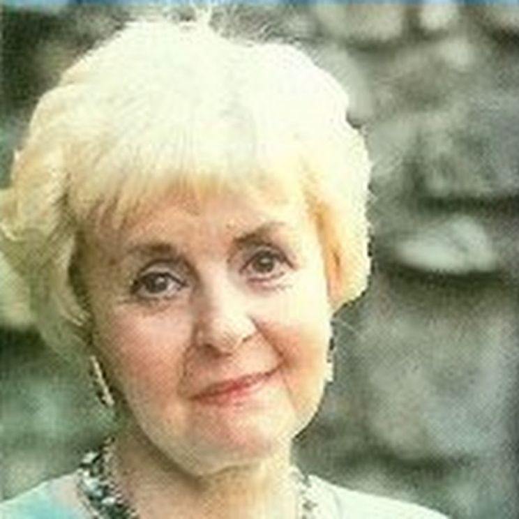 Lynne Perrie