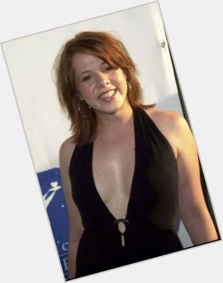 Lynsey Bartilson