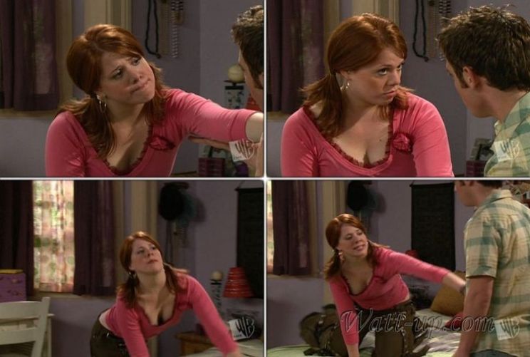 Lynsey Bartilson