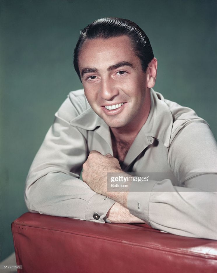 Macdonald Carey