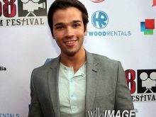 Mackenzie Clynes photo