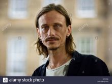 Mackenzie Crook