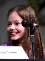 Mackenzie Foy photo