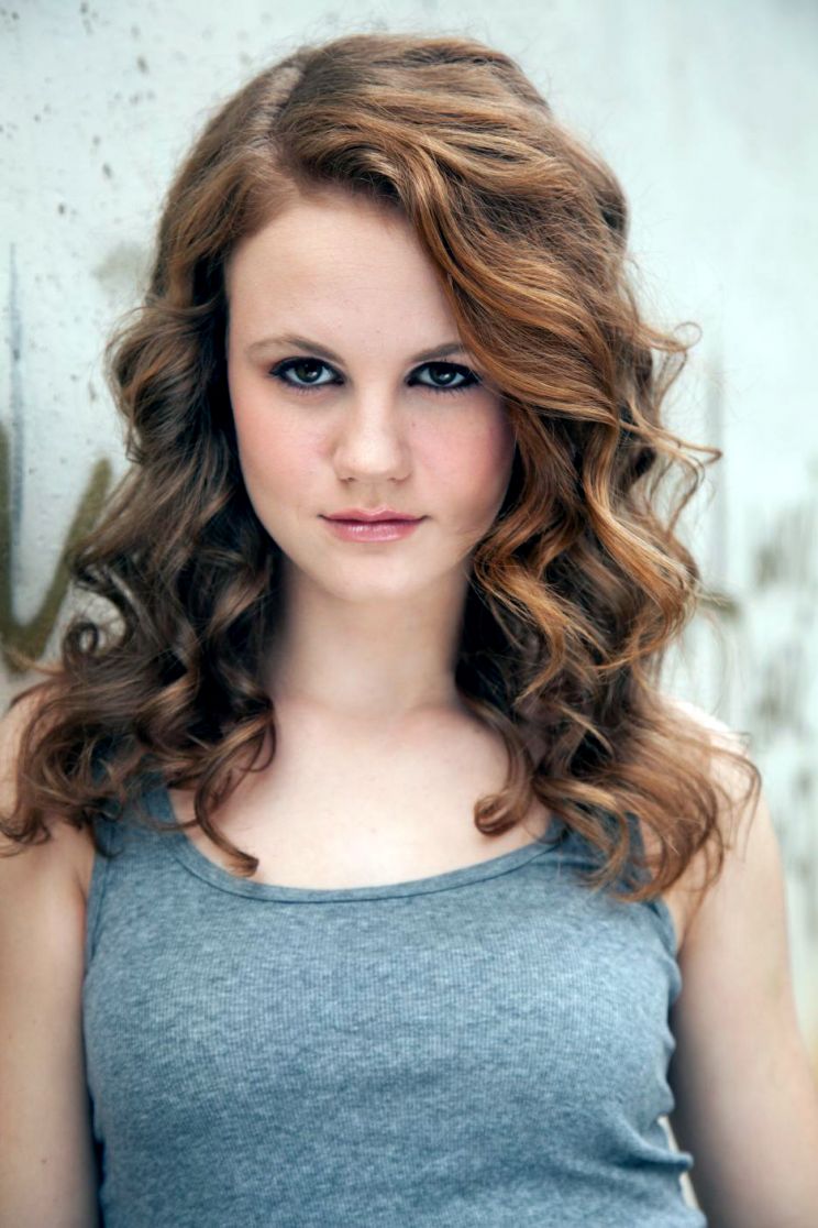 Mackenzie Lintz