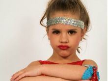 Mackenzie Ziegler photo