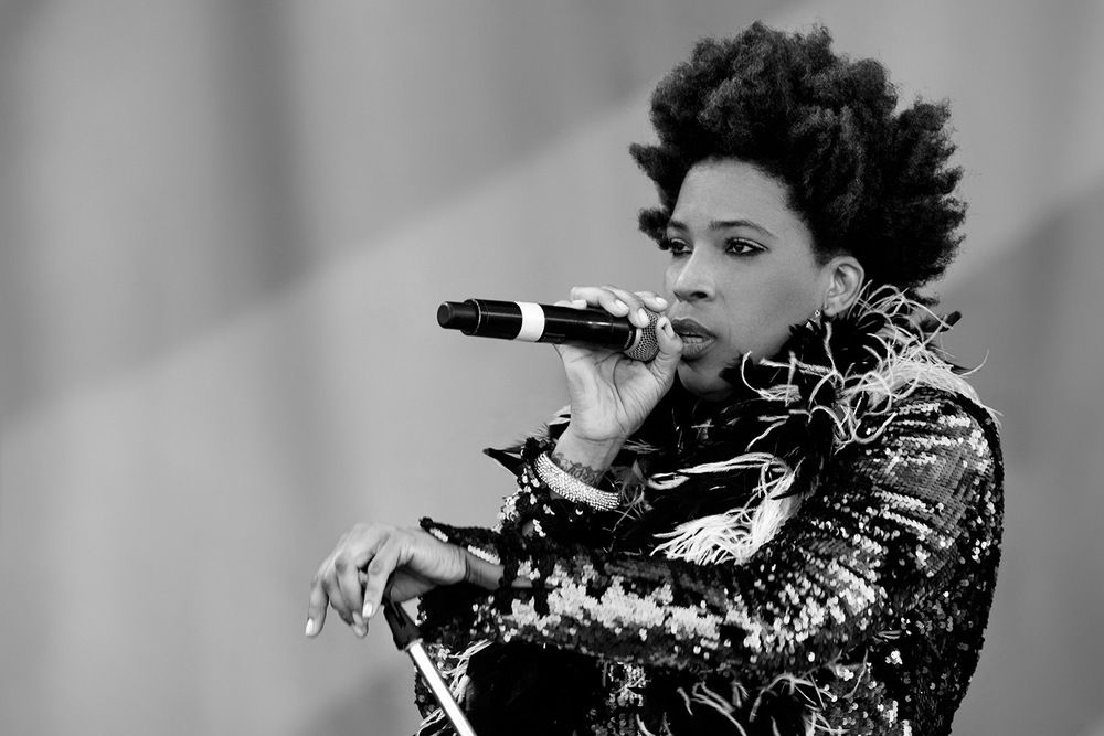 Pictures of Macy Gray