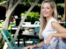 Madeleine West #1050274 picture (Landscape Medium)