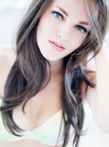 Madeline Brewer photo