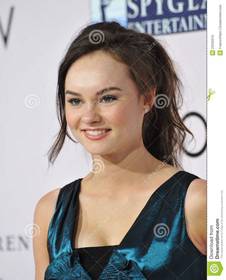 Madeline Carroll